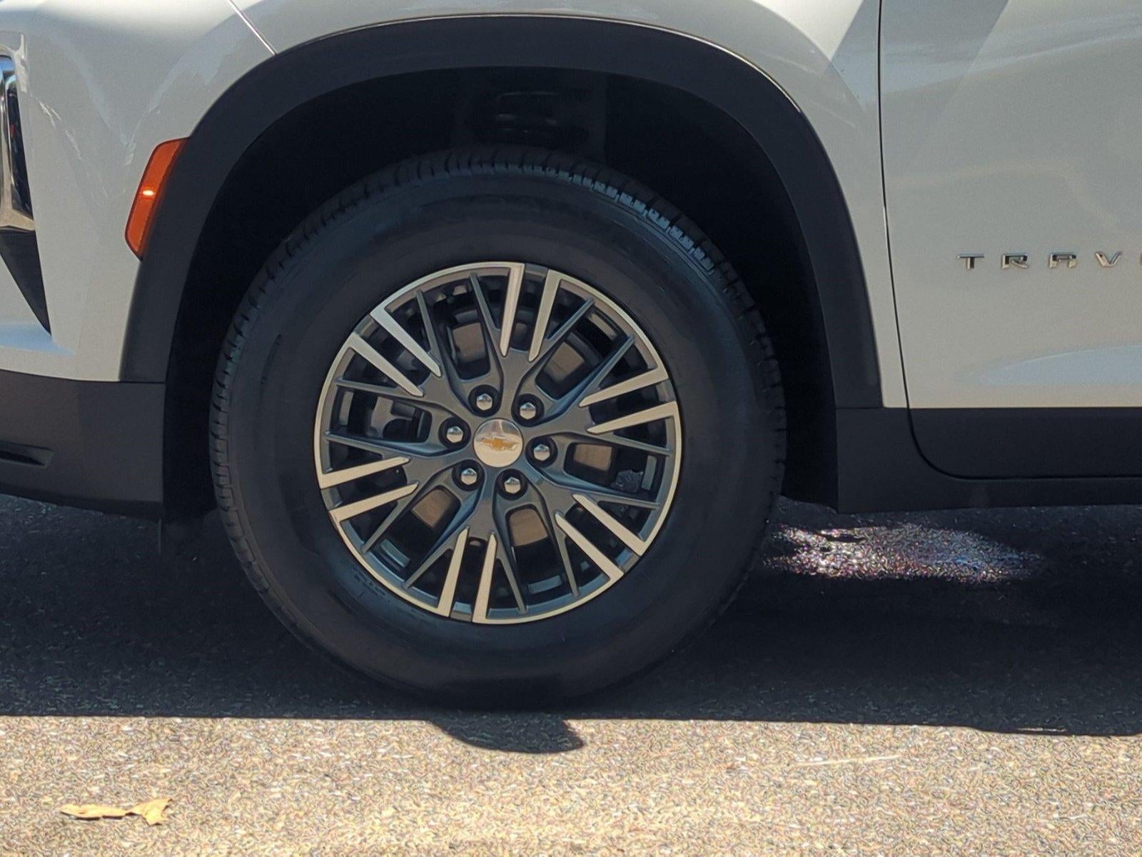 2024 Chevrolet Traverse LT w/1LT
