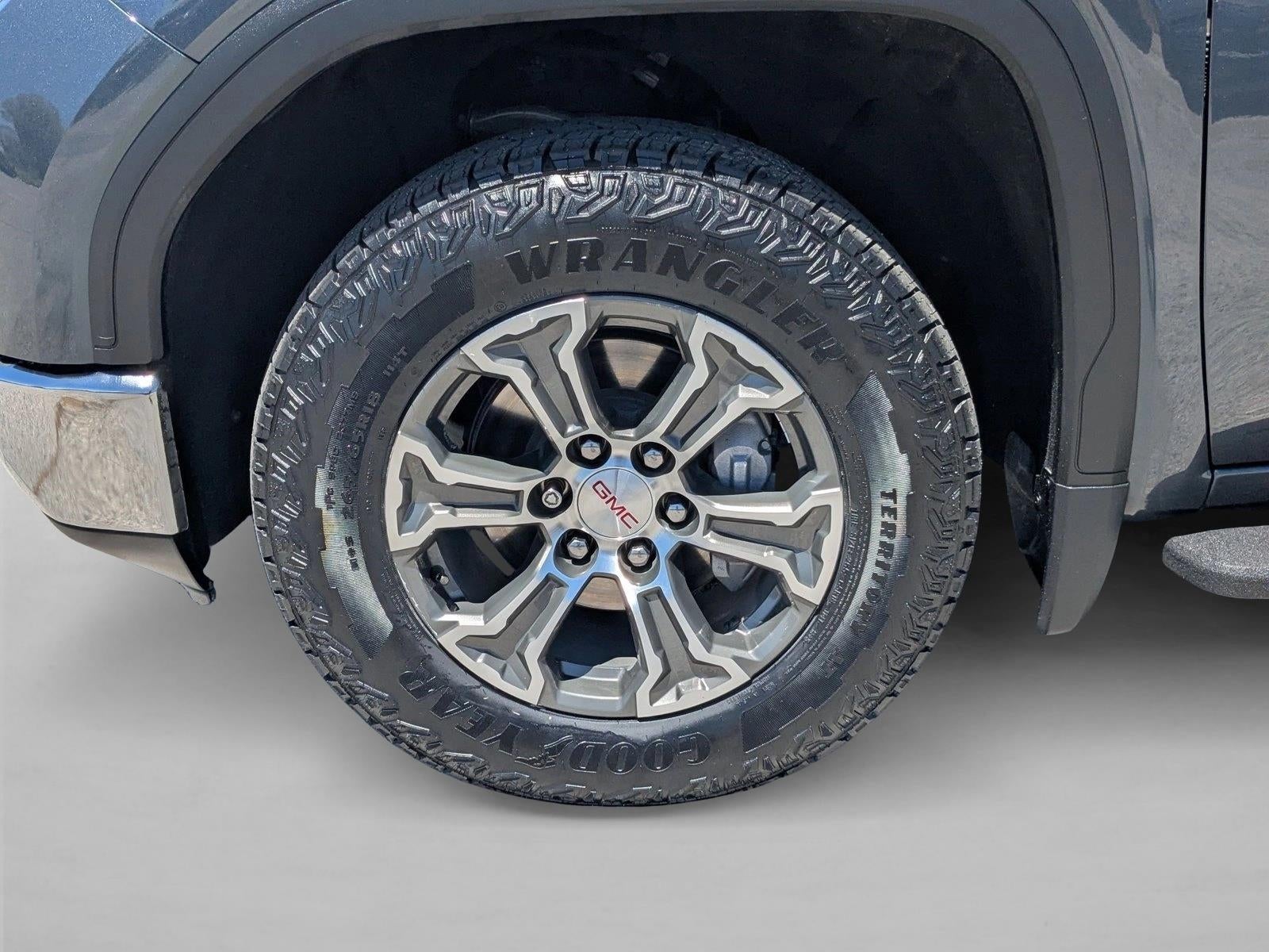2021 GMC Sierra 1500 Crew Cab Short Box 4-Wheel Drive SLT