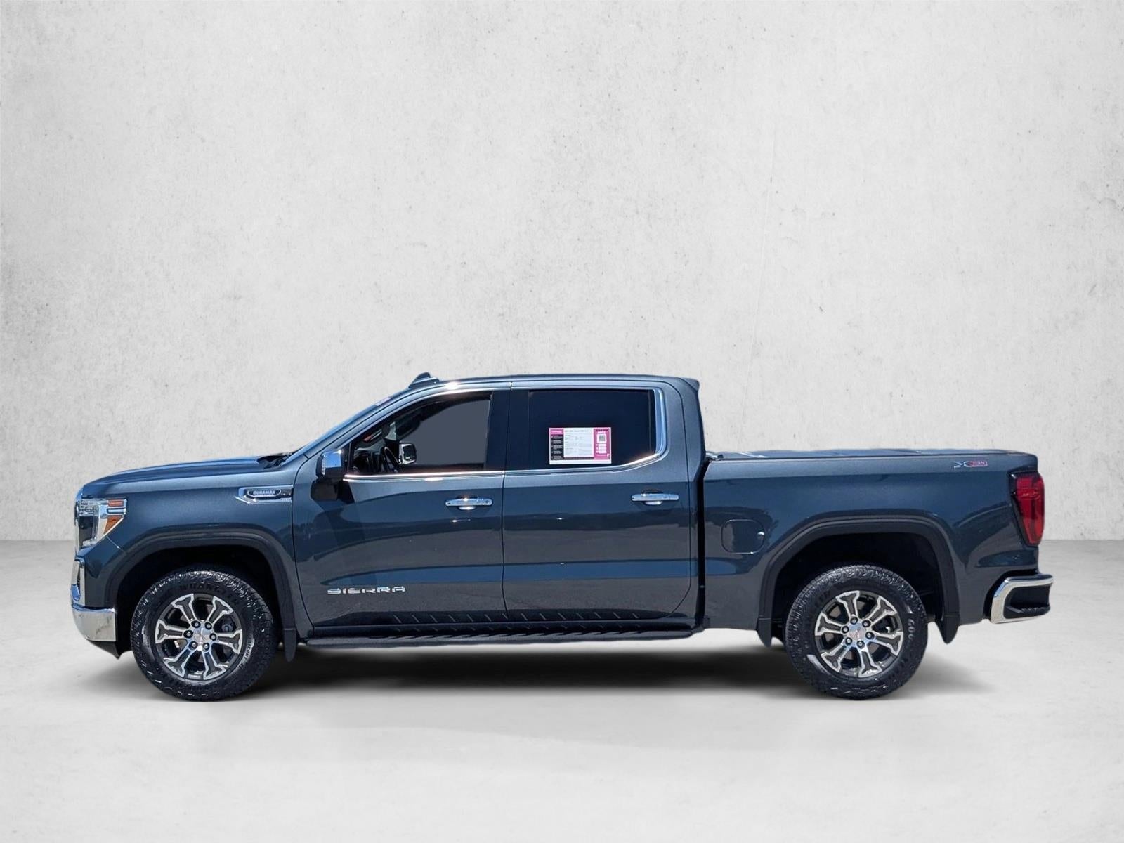 2021 GMC Sierra 1500 Crew Cab Short Box 4-Wheel Drive SLT