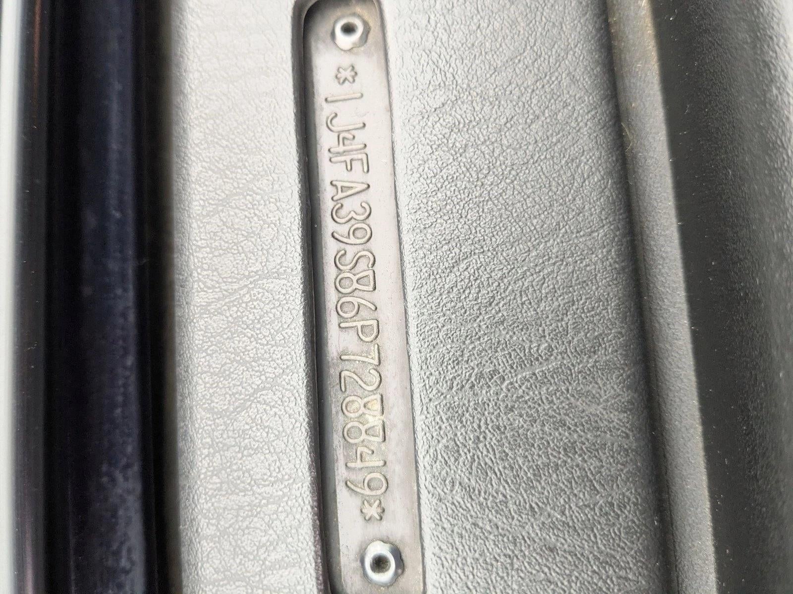 2006 Jeep Wrangler 2dr X