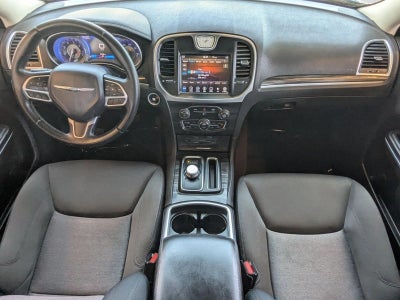 2018 Chrysler 300 Touring RWD