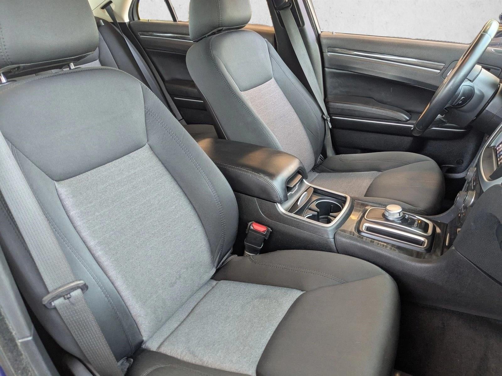 2018 Chrysler 300 Touring RWD