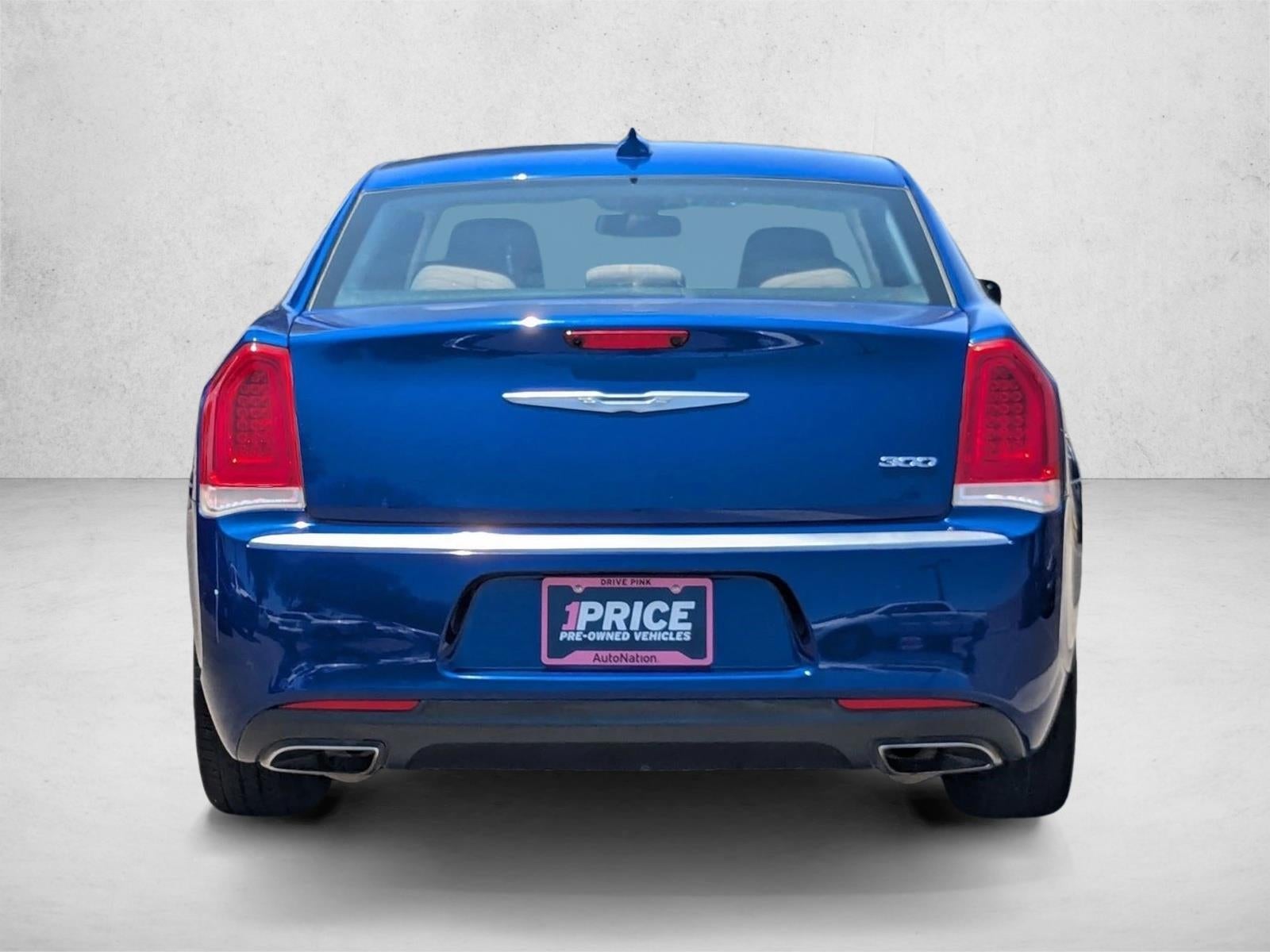 2018 Chrysler 300 Touring RWD