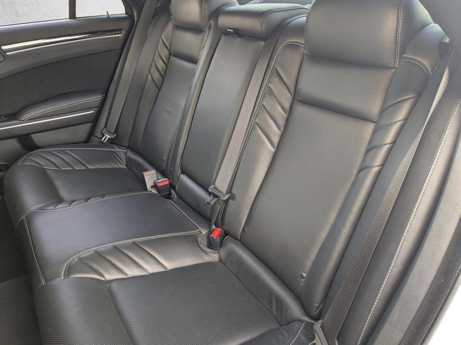 2023 Chrysler 300 300C RWD