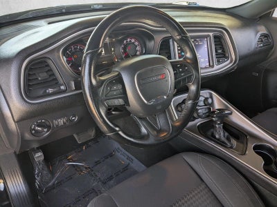 2019 Dodge Challenger SXT RWD