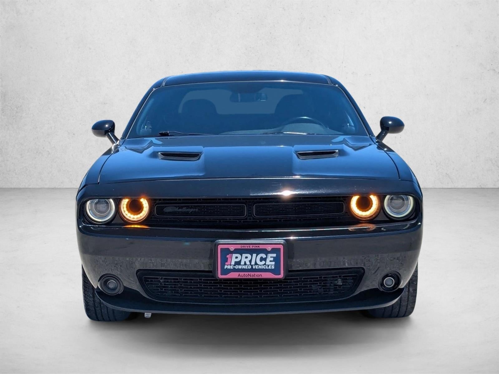 2019 Dodge Challenger SXT RWD