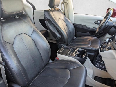2020 Chrysler Pacifica Touring L FWD