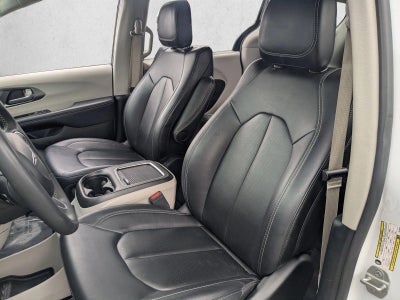 2024 Chrysler Pacifica Touring L FWD