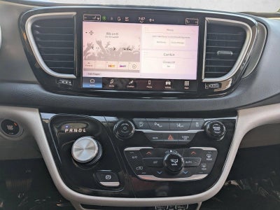 2023 Chrysler Pacifica Touring L FWD