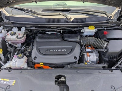 2022 Chrysler Pacifica Hybrid Touring L FWD
