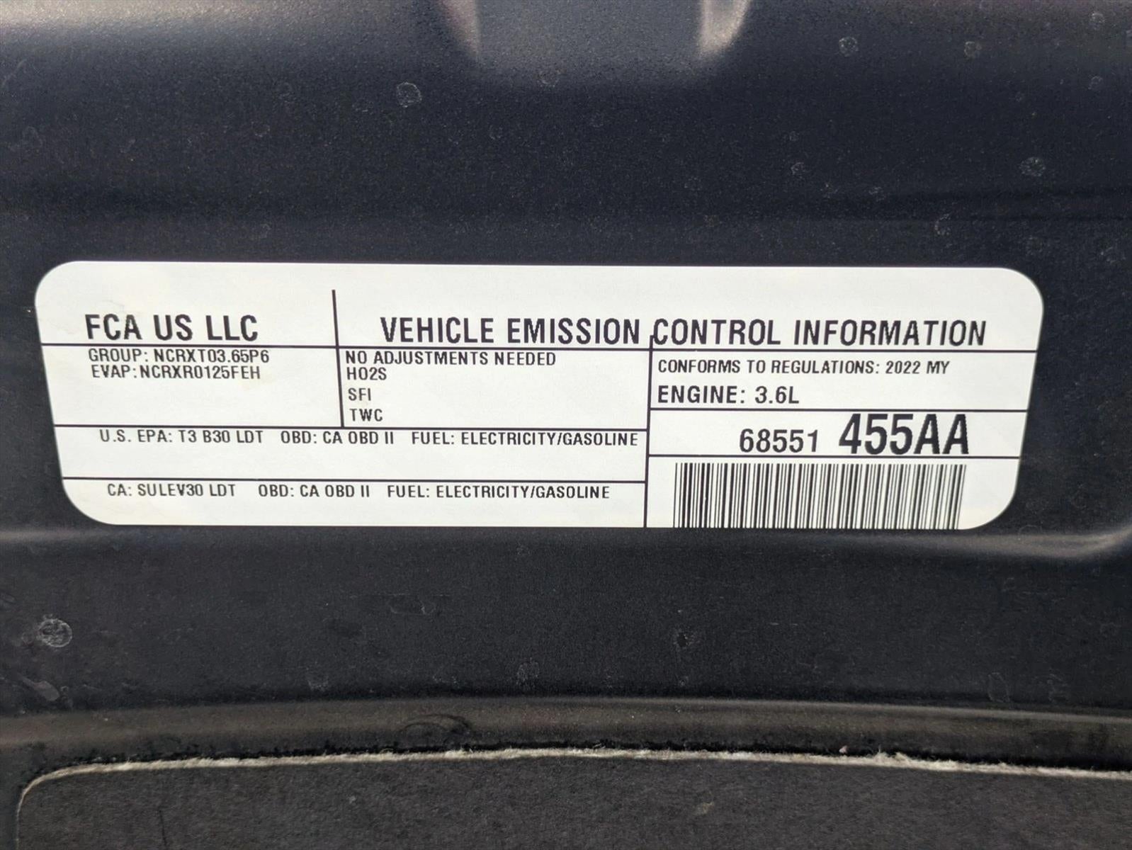 2022 Chrysler Pacifica Hybrid Touring L FWD