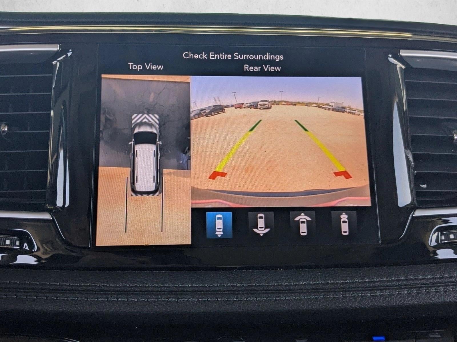 2018 Chrysler Pacifica Hybrid Limited FWD