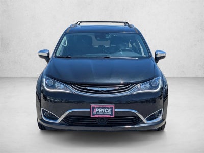 2018 Chrysler Pacifica Hybrid Limited FWD