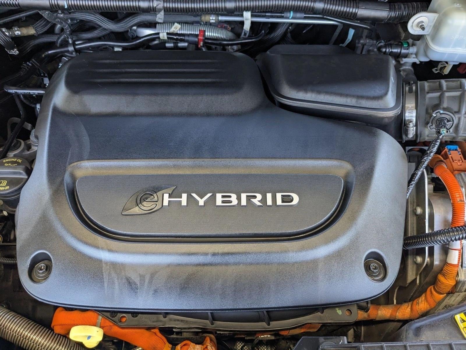 2018 Chrysler Pacifica Hybrid Limited FWD