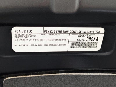 2018 Chrysler Pacifica Hybrid Limited FWD