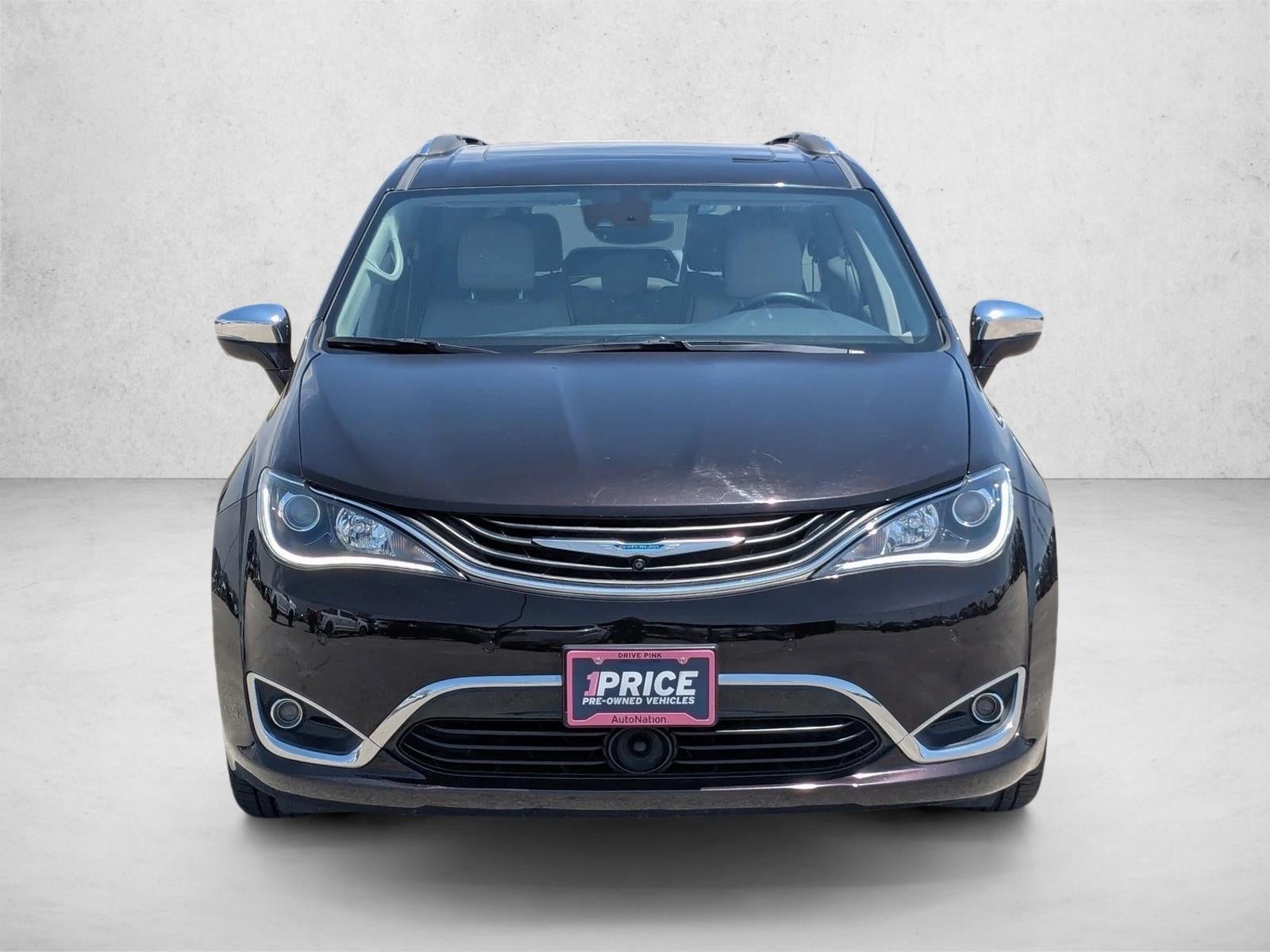 2018 Chrysler Pacifica Hybrid Limited FWD