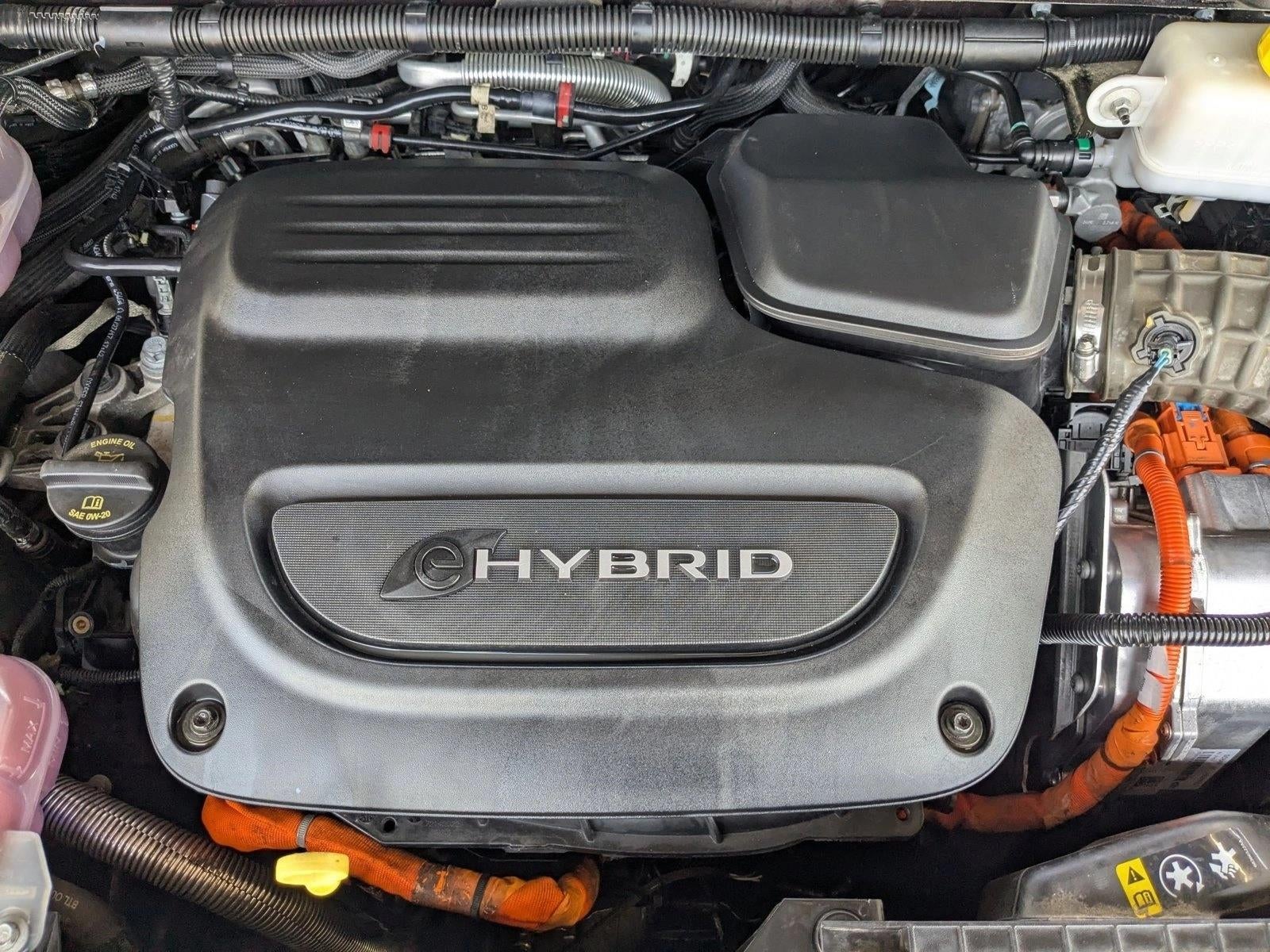 2018 Chrysler Pacifica Hybrid Limited FWD