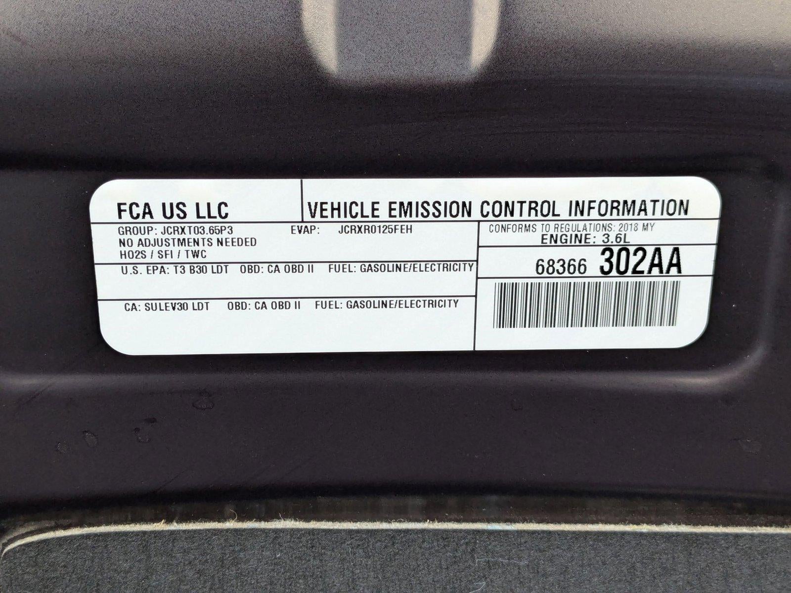 2018 Chrysler Pacifica Hybrid Limited FWD