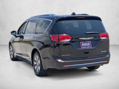 2018 Chrysler Pacifica Hybrid Limited FWD