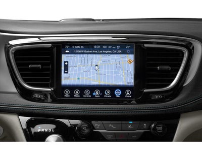 2018 Chrysler Pacifica Hybrid Limited FWD