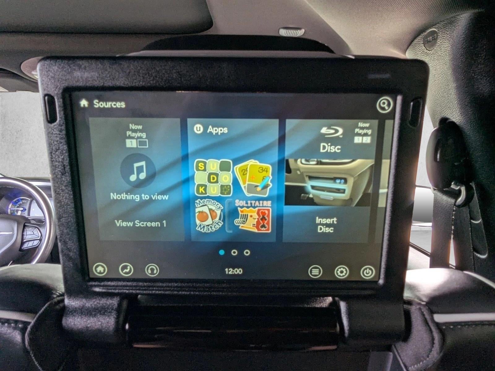 2021 Chrysler Pacifica Hybrid Limited FWD