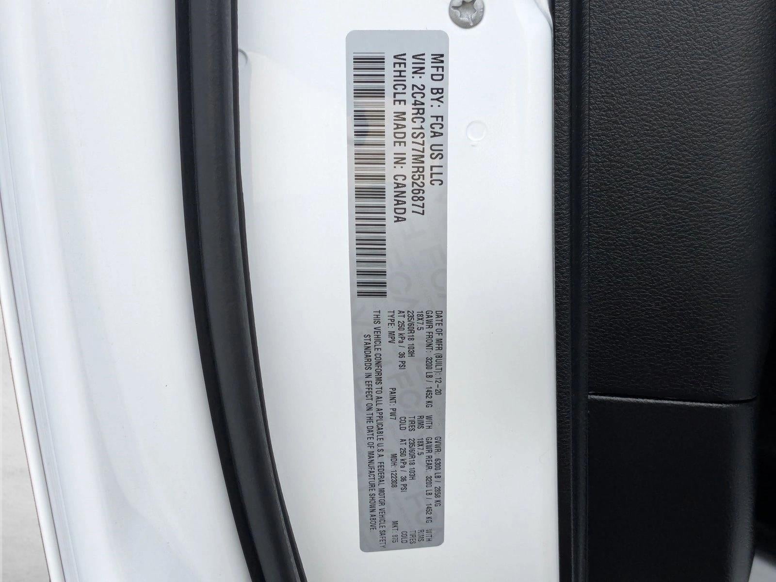 2021 Chrysler Pacifica Hybrid Limited FWD