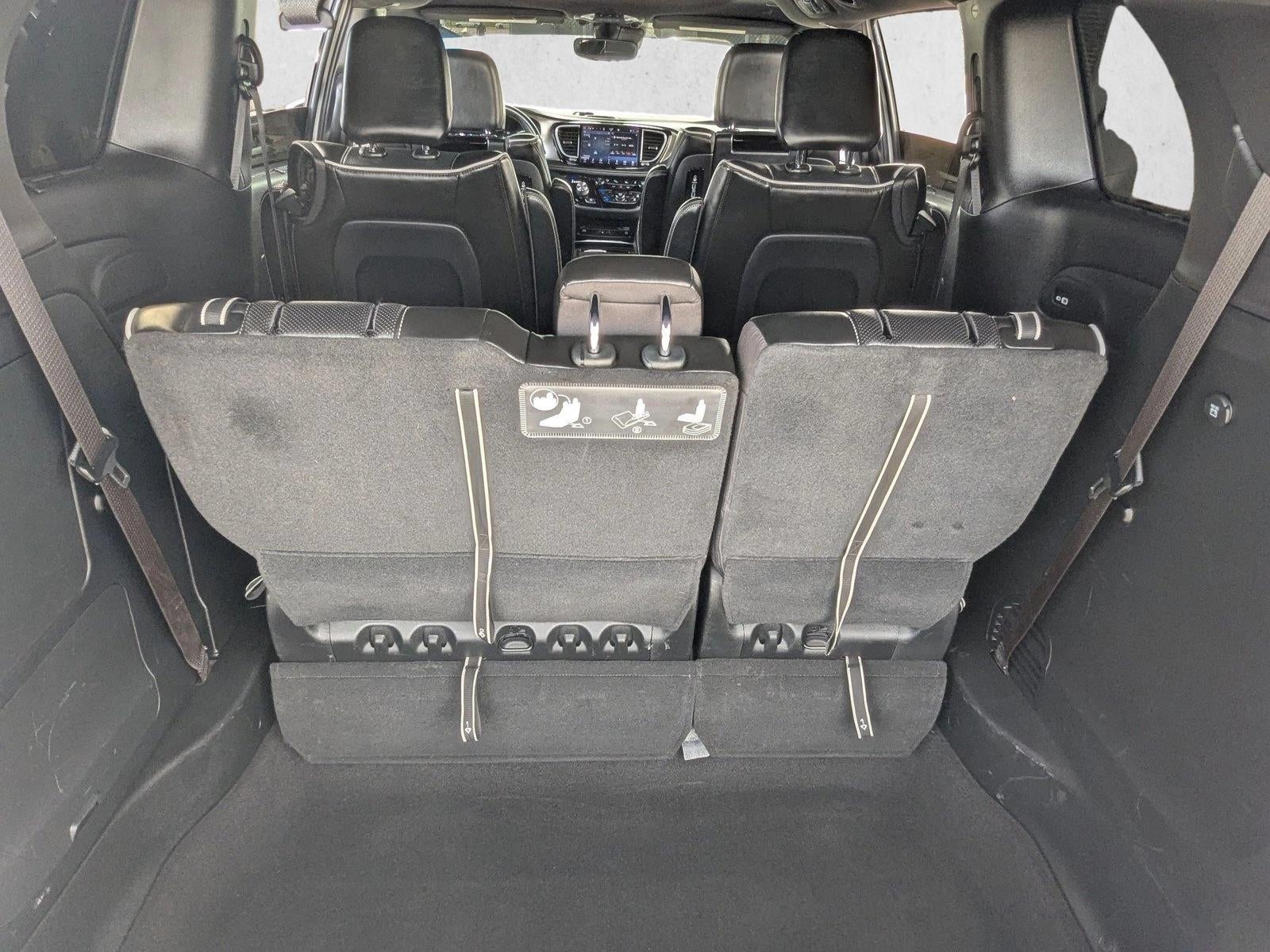 2021 Chrysler Pacifica Hybrid Limited FWD