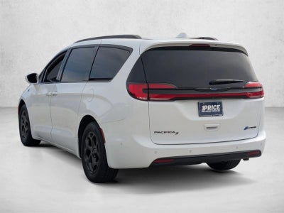 2021 Chrysler Pacifica Hybrid Limited FWD