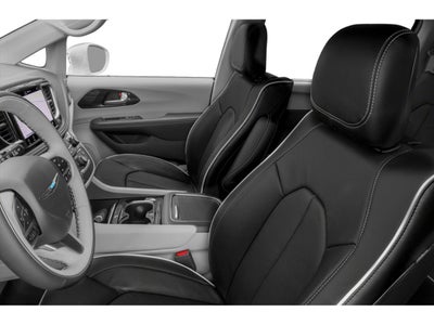 2021 Chrysler Pacifica Hybrid Limited FWD