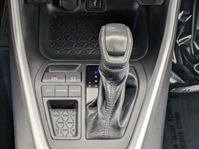 2021 Toyota RAV4 LE FWD (Natl)