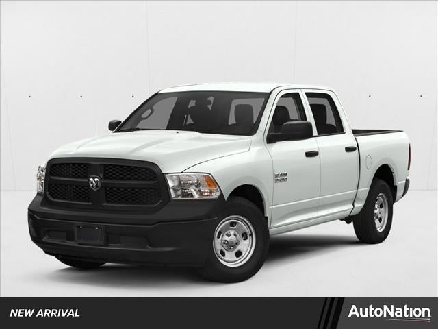2017 RAM 1500 Express 4x4 Crew Cab 5'7" Box