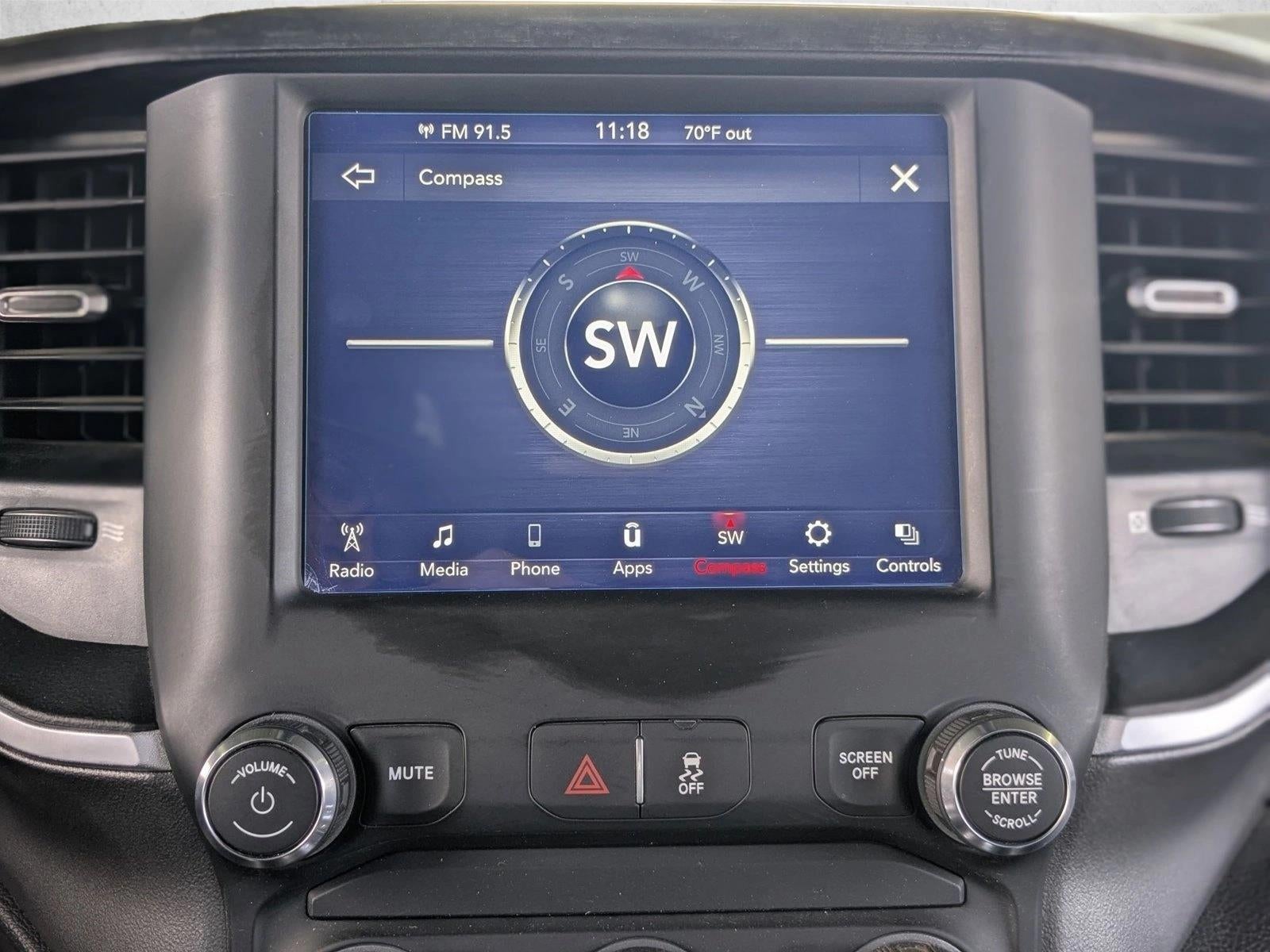 2020 RAM 2500 Big Horn 4x4 Crew Cab 6'4" Box