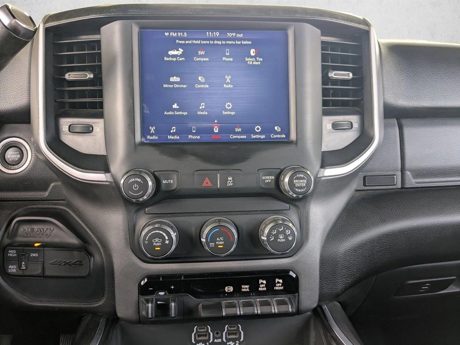 2020 RAM 2500 Big Horn 4x4 Crew Cab 6'4" Box