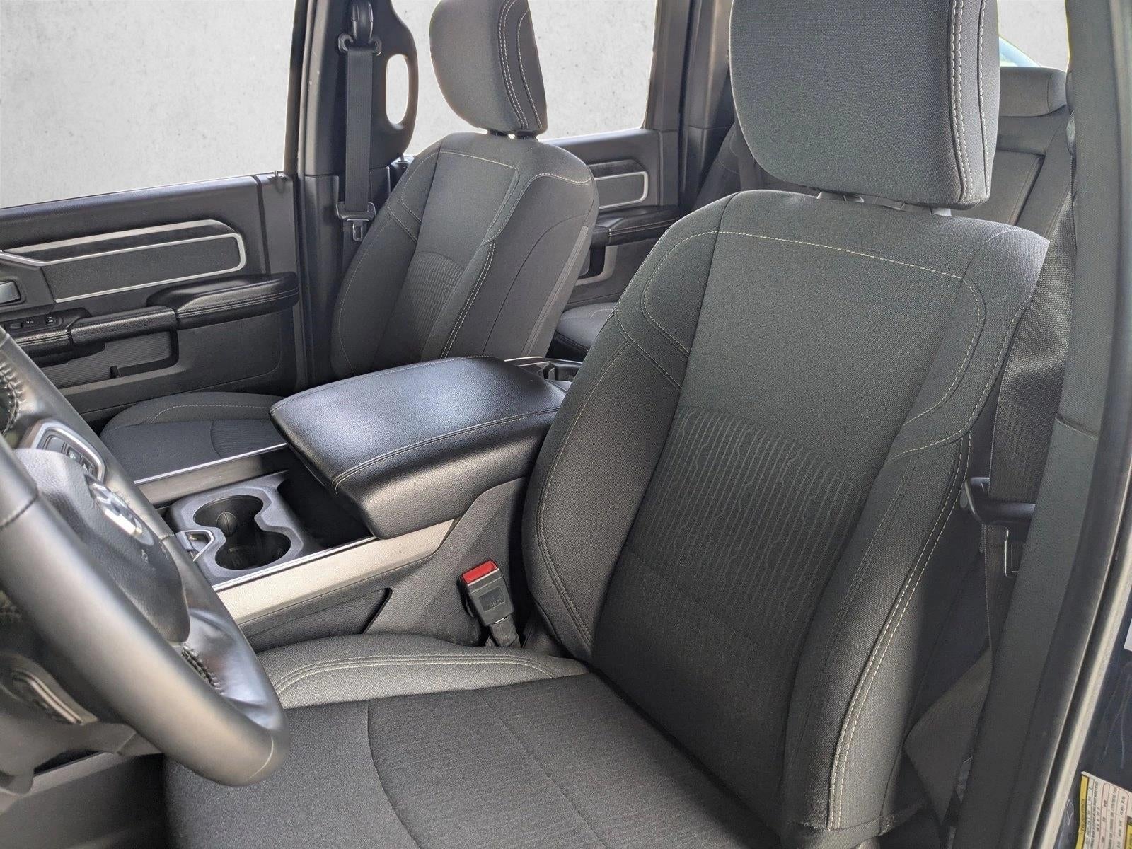 2020 RAM 2500 Big Horn 4x4 Crew Cab 6'4" Box