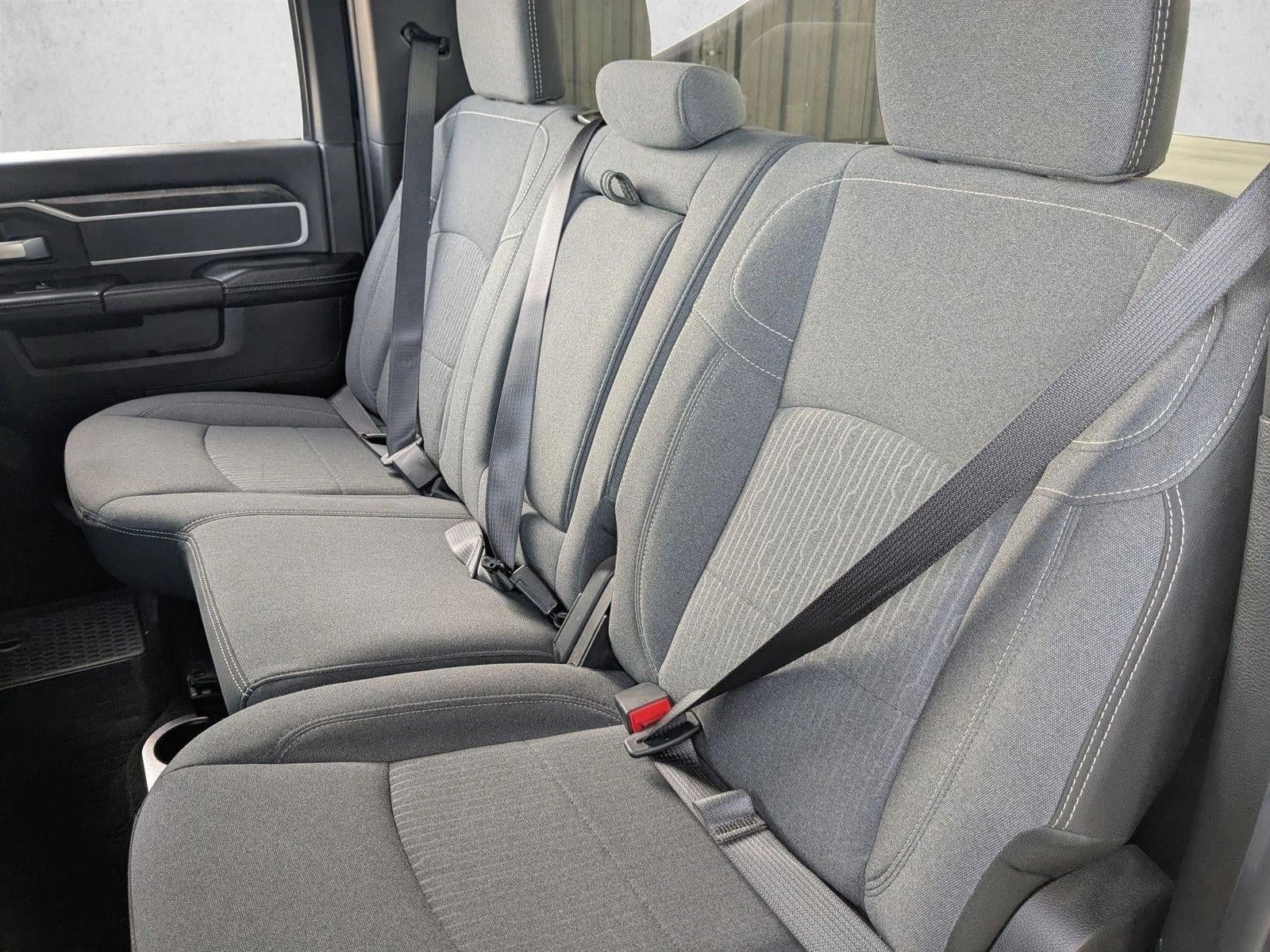 2020 RAM 2500 Big Horn 4x4 Crew Cab 6'4" Box