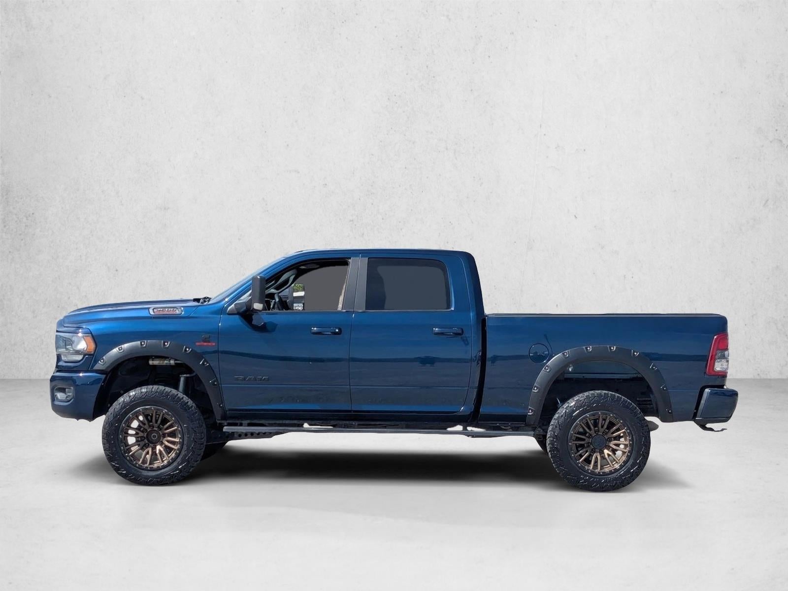 2020 RAM 2500 Big Horn 4x4 Crew Cab 6'4" Box