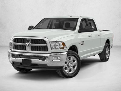 2017 RAM 2500 SLT 4x4 Crew Cab 8' Box