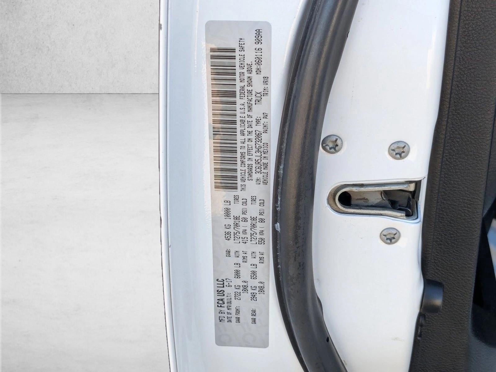 2017 RAM 2500 SLT 4x4 Crew Cab 8' Box