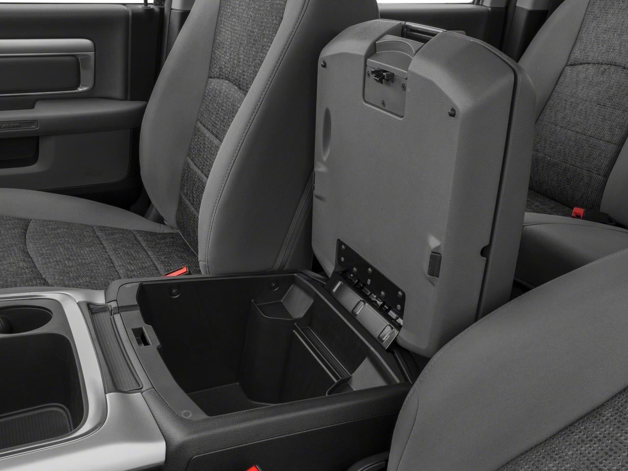 2017 RAM 2500 SLT 4x4 Crew Cab 8' Box