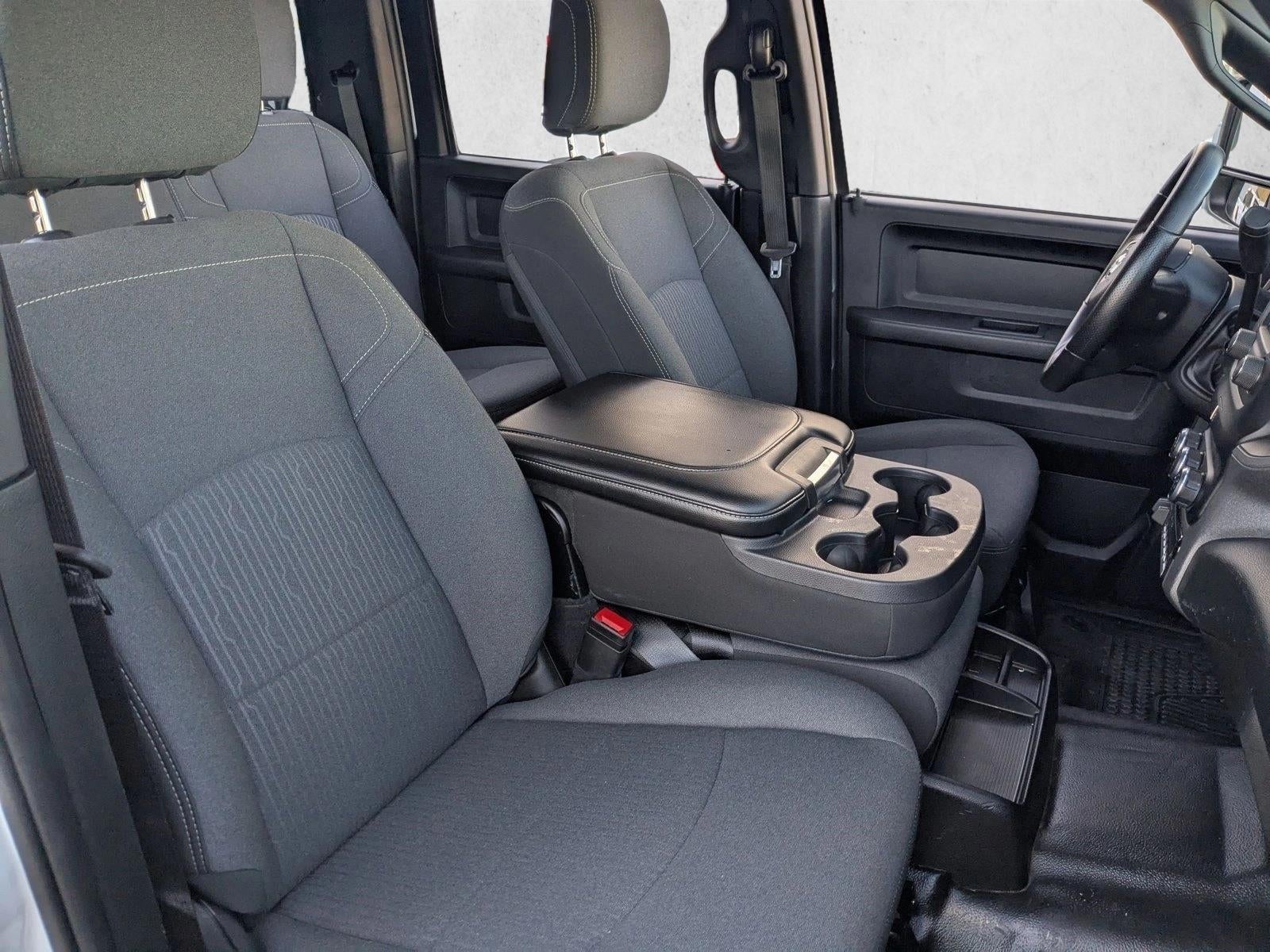 2023 RAM 3500 Chassis Cab Tradesman 2WD Crew Cab 60" CA 172.4" WB