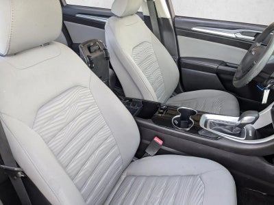 2016 Ford Fusion 4dr Sdn S FWD