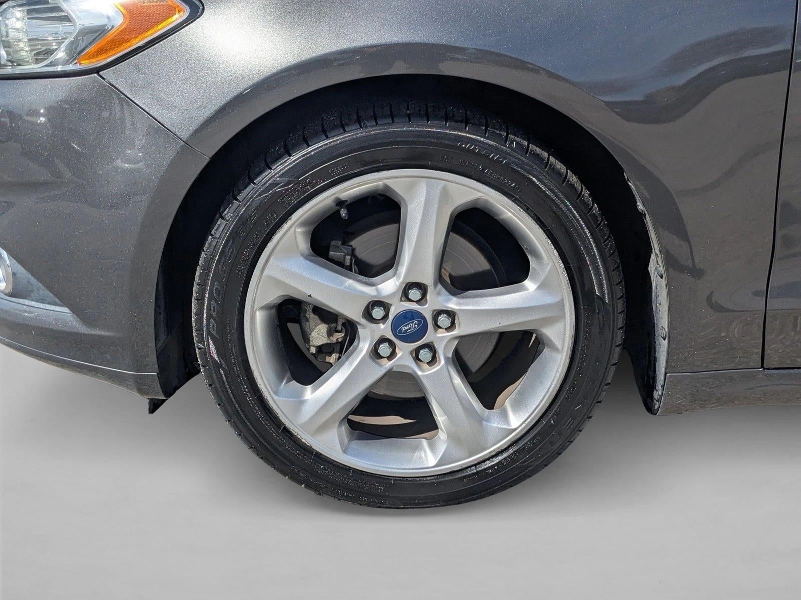 2016 Ford Fusion 4dr Sdn S FWD