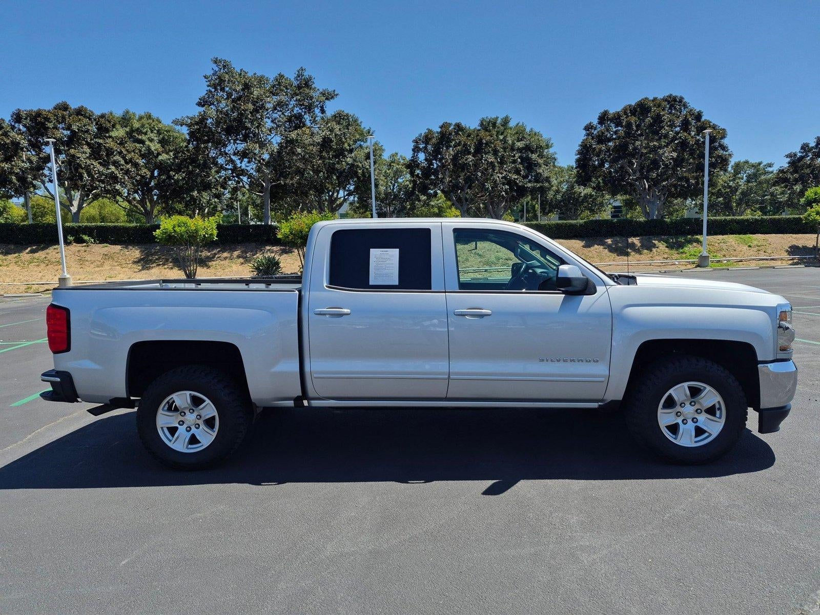 2018 Chevrolet Silverado 1500 Crew Cab Short Box 2-Wheel Drive LT
