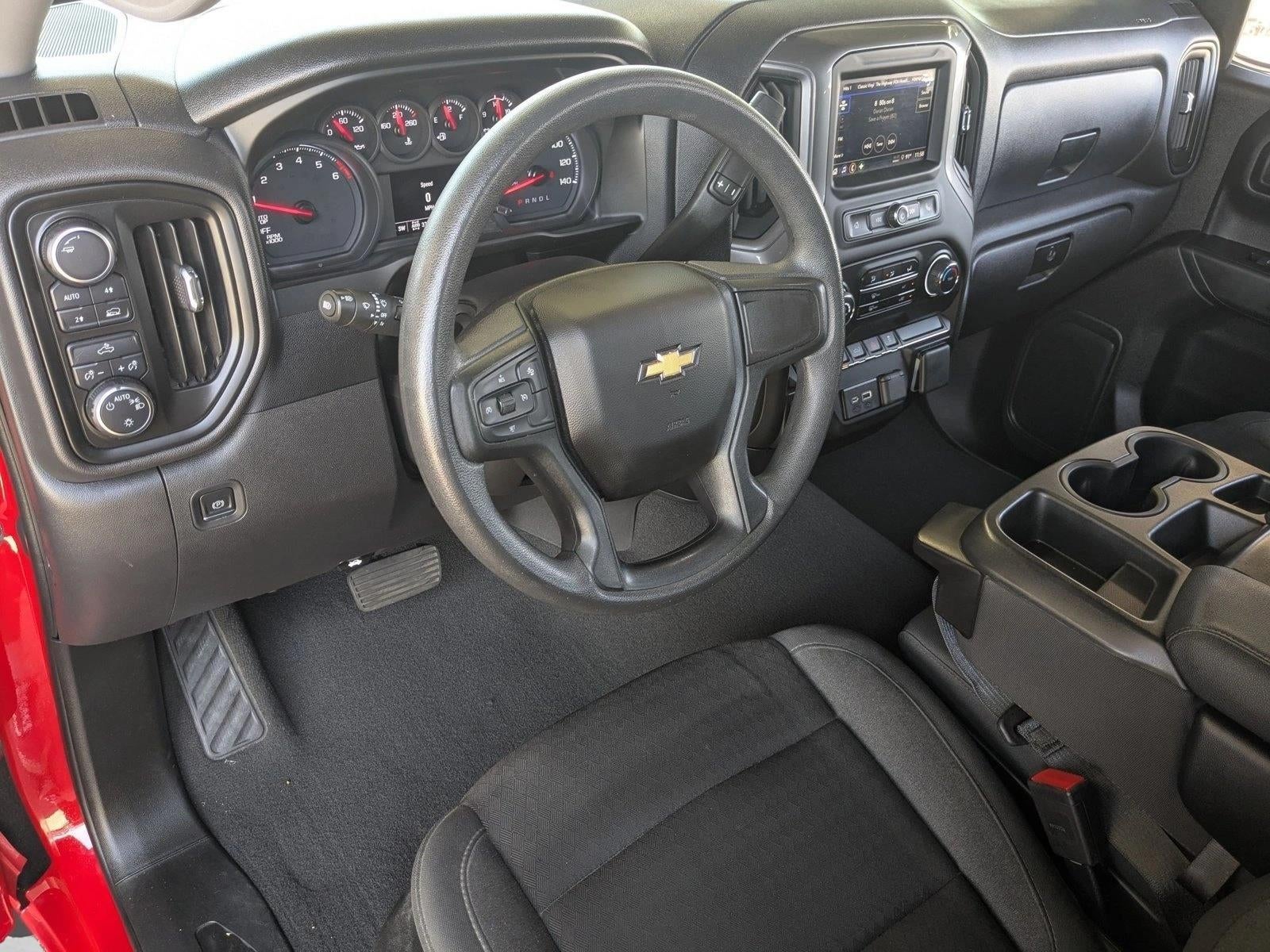 2023 Chevrolet Silverado 1500 Crew Cab Short Box 4-Wheel Drive Custom