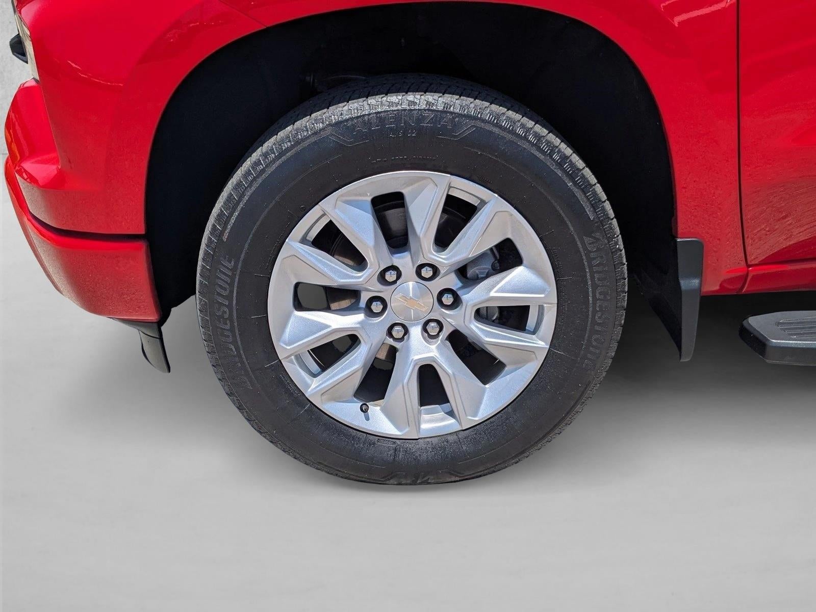 2023 Chevrolet Silverado 1500 Crew Cab Short Box 4-Wheel Drive Custom