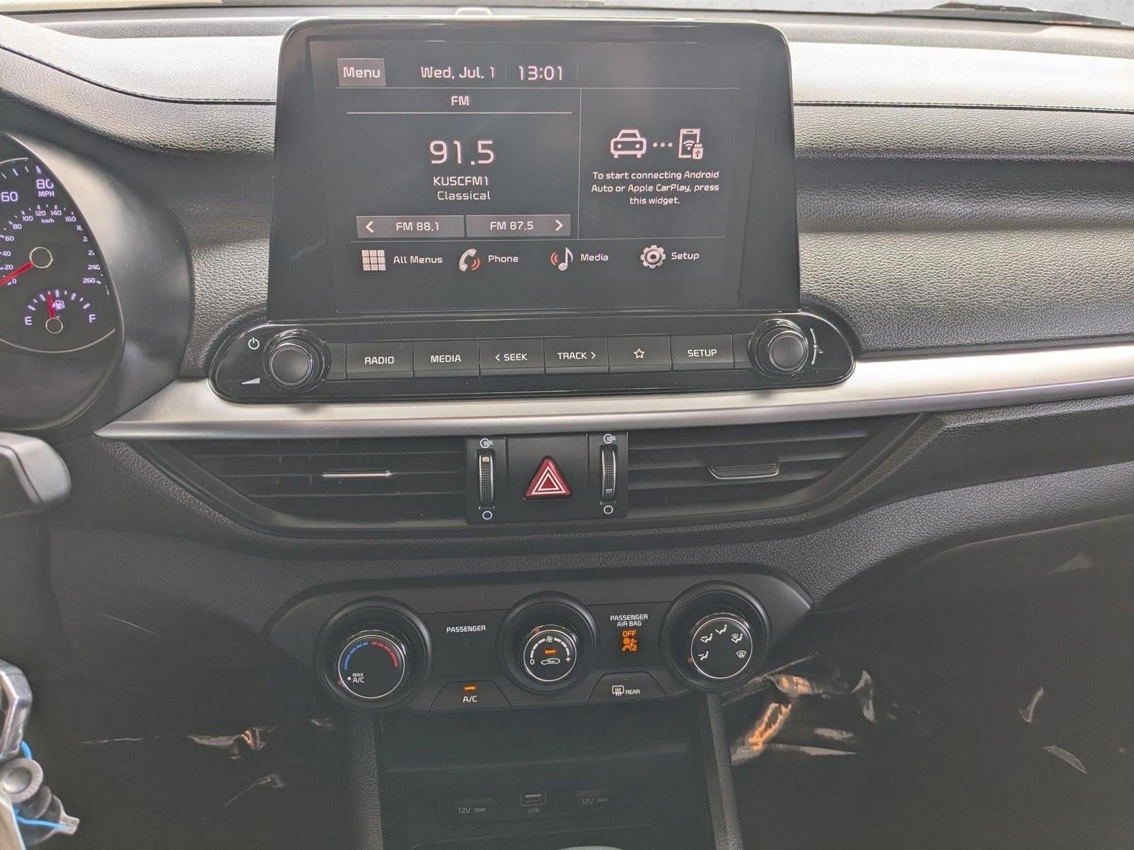 2023 Kia Forte LXS IVT