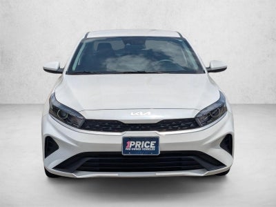 2023 Kia Forte LXS IVT