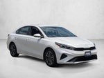 2023 Kia Forte LXS IVT