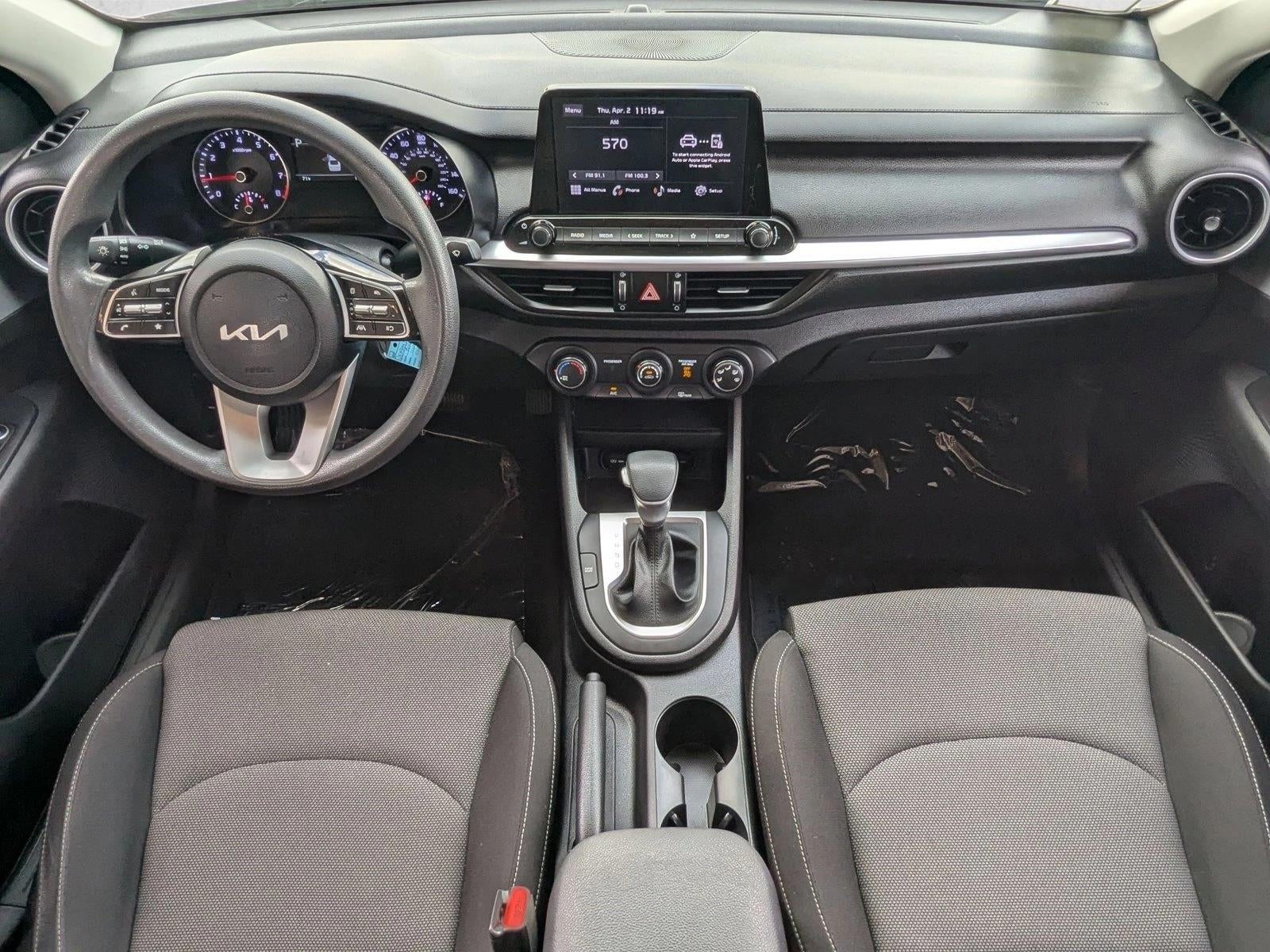 2023 Kia Forte LXS IVT
