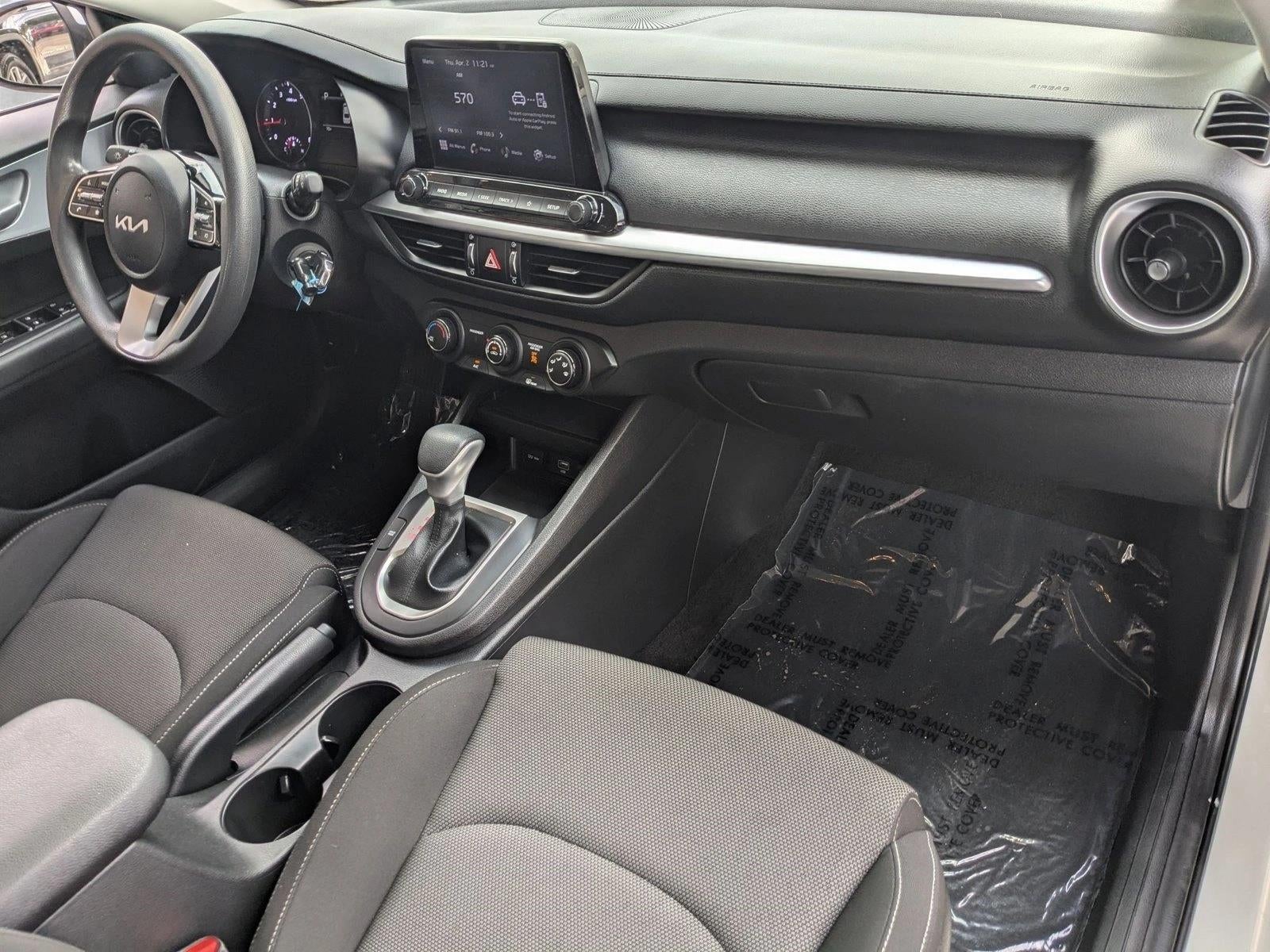 2023 Kia Forte LXS IVT